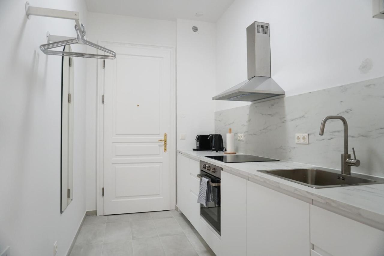 Apartamento Vibrant Design - Full Kitchen - Wi-fi - 18 Mins To Centre Viena